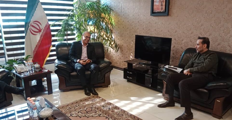 قرارداد بیمه کارآفرین و مبکو